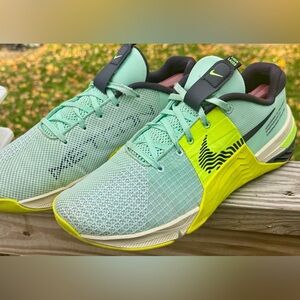 Nike Metcon 8 AMP training shoes in a Mint Foam / Volt / Black colorway Sz 11.5